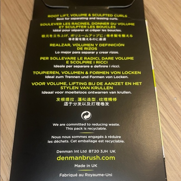 Blue Detangling Comb Grooming Tool - Picture 3 of 5